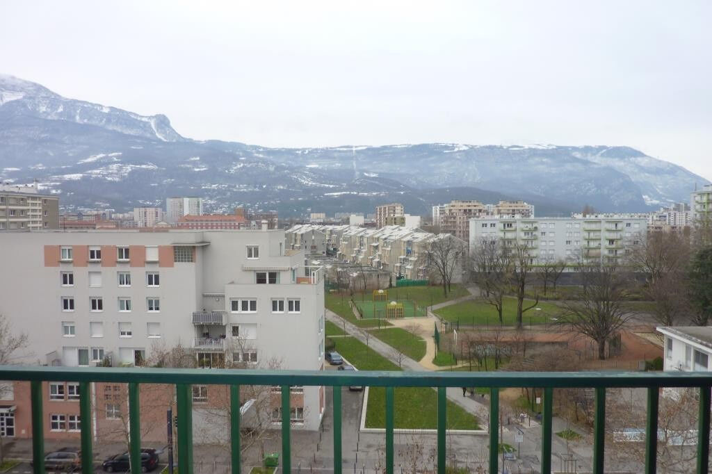 Appartement 3 pièces  à louer Grenoble 38000