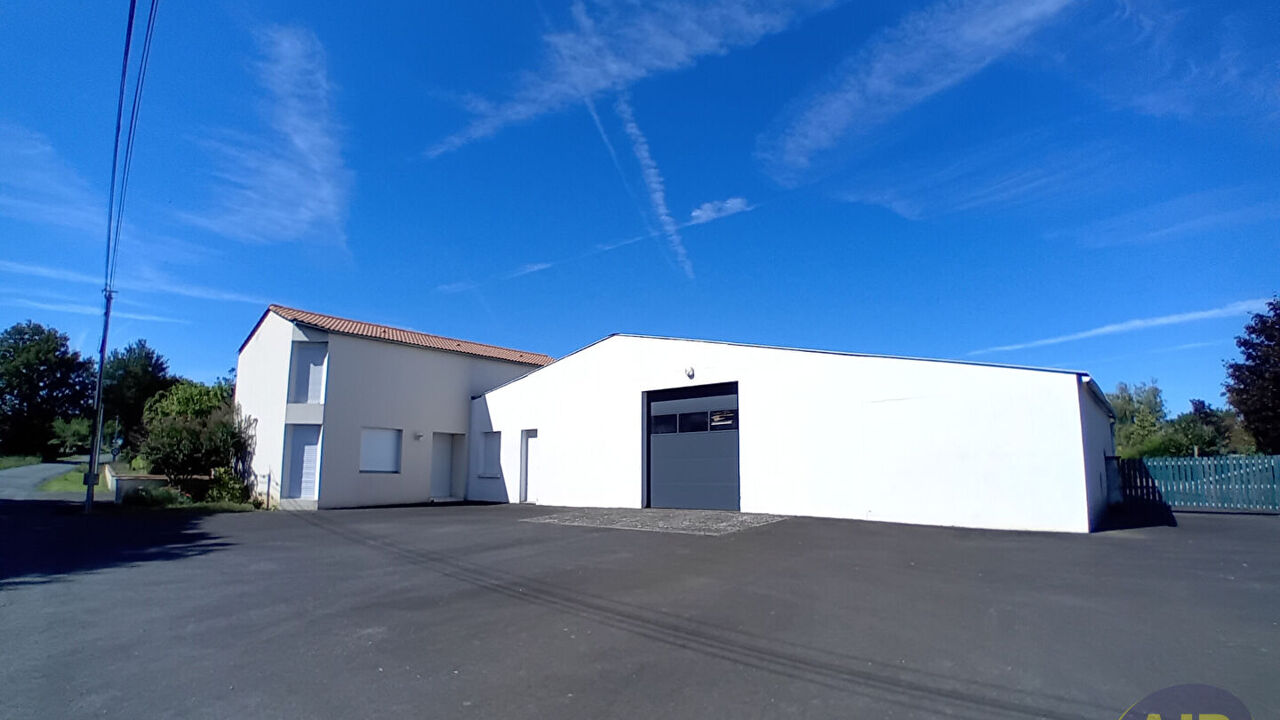 commerce  pièces 1000 m2 à vendre à Montaigu-Vendée (85600)