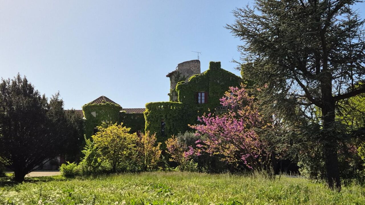 maison 14 pièces 580 m2 à vendre à Le Pontet (84130)