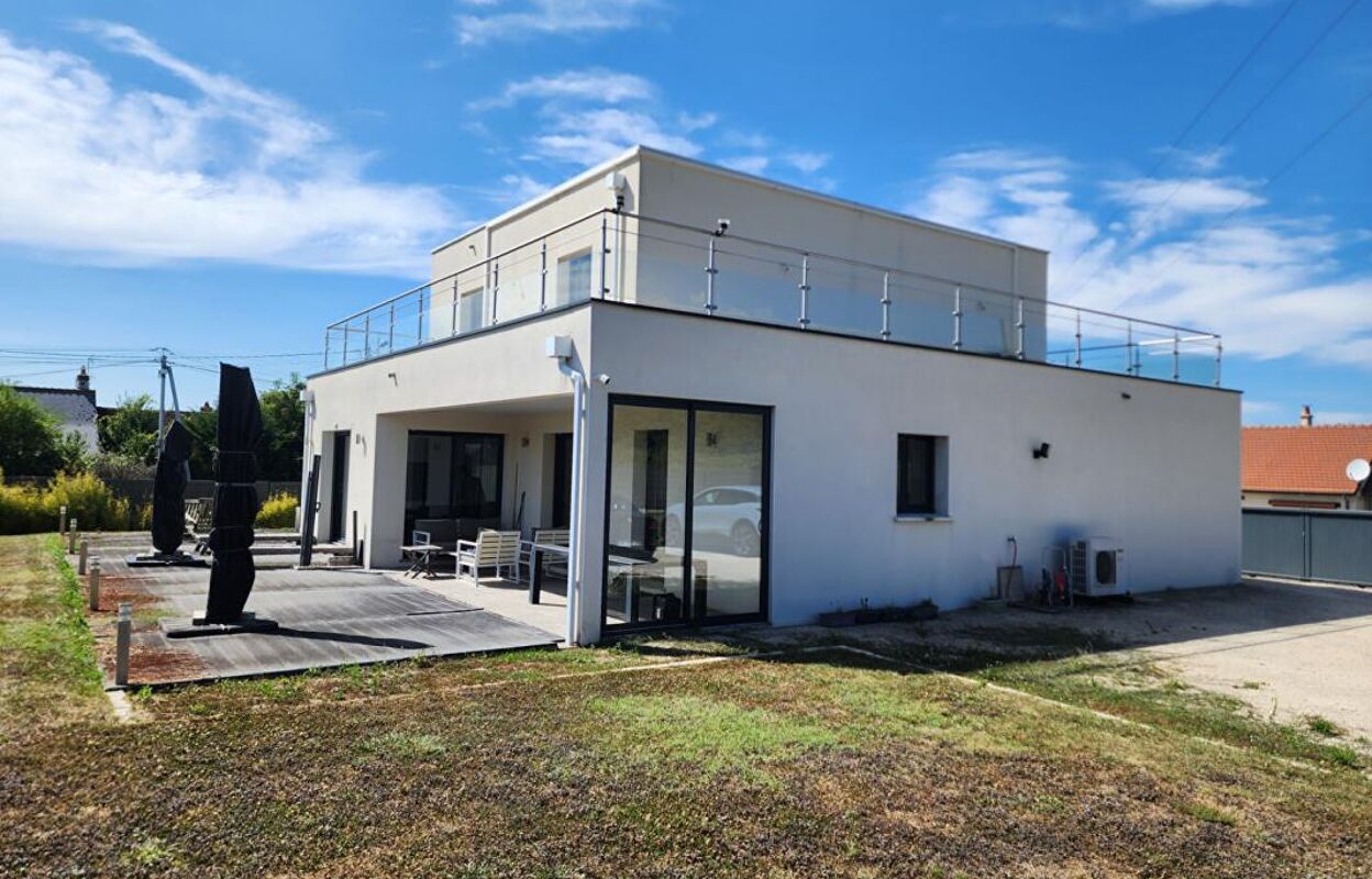 maison 5 pièces 165 m2 à vendre à Ferrière-sur-Beaulieu (37600)