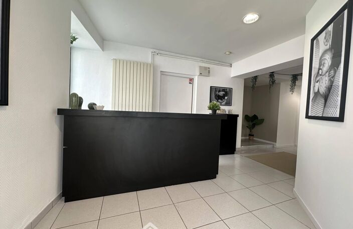 Local - 102m² - Bruyères-et-Montbérault — photo 4