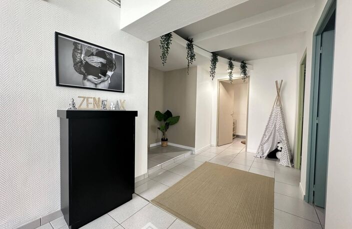 Local - 102m² - Bruyères-et-Montbérault — photo 5