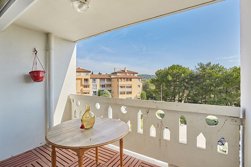 Appartement 2 pièces  à vendre Aix-en-Provence 13090