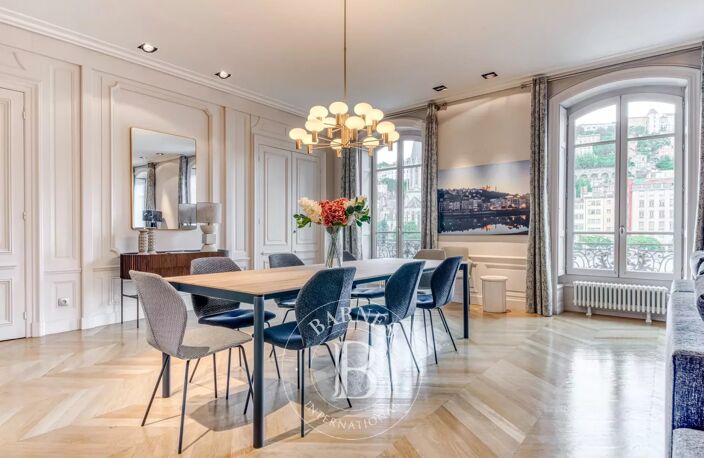Lyon 2 - Quai Tilsitt - Appartement bourgeois meublé de 214,60 m² - 1 Bureau - 3 Chambres — photo 2