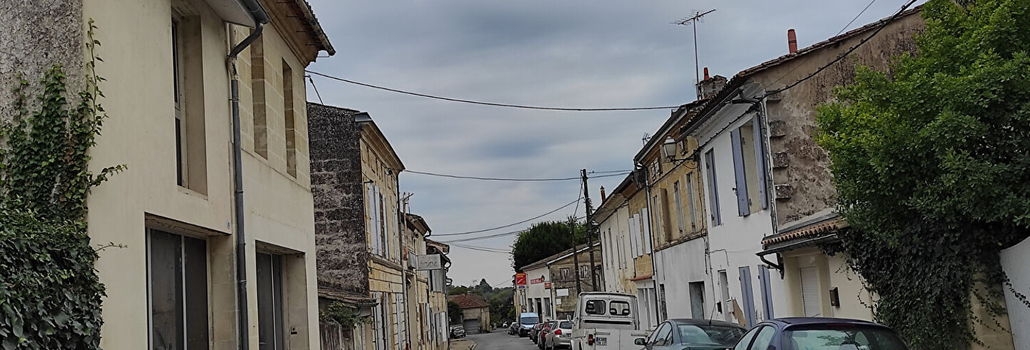 Immeuble  220 m² à vendre à Castillon-la-Bataille (33350)