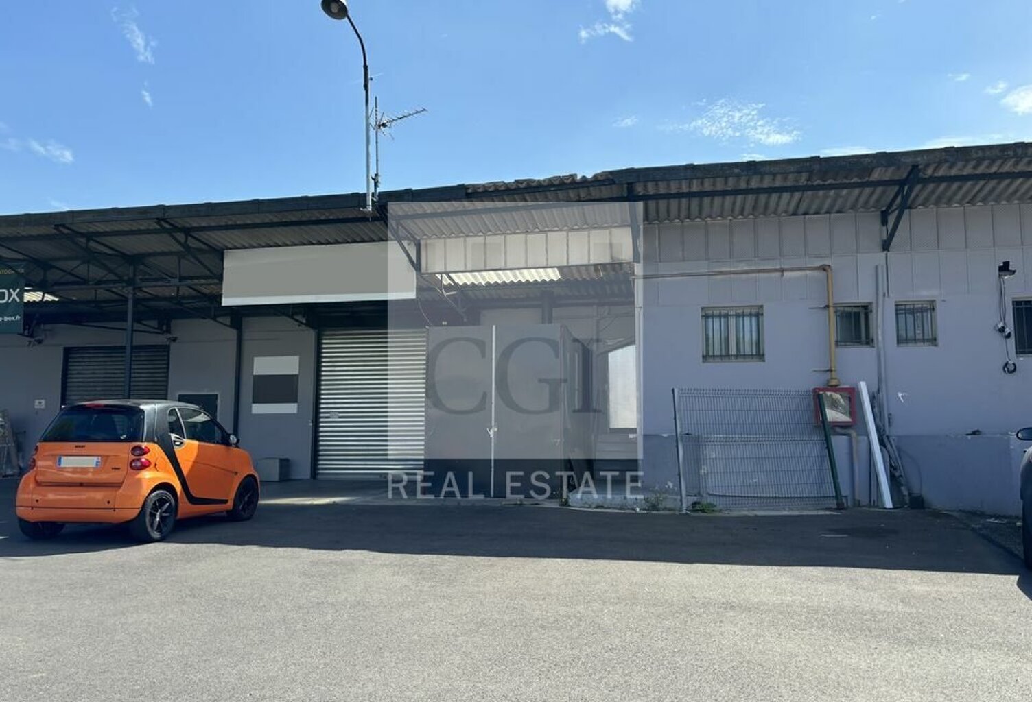 LOCAL D'ACTIVITE à LOUER — photo 1