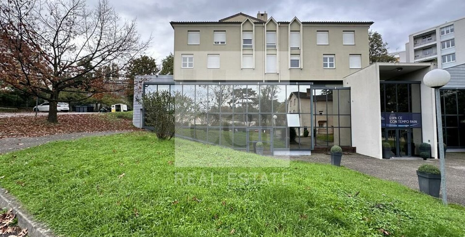 BUREAUX à LOUER — photo 1