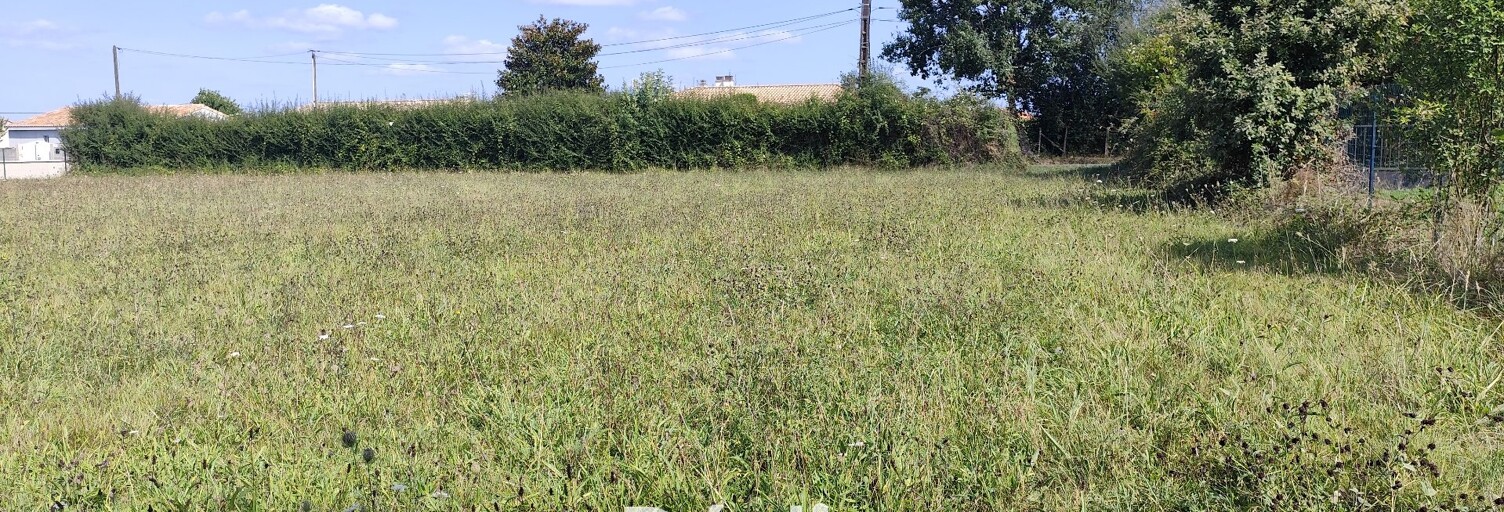 Terrain  950 m² à vendre à Saint-Adjutory (16310)