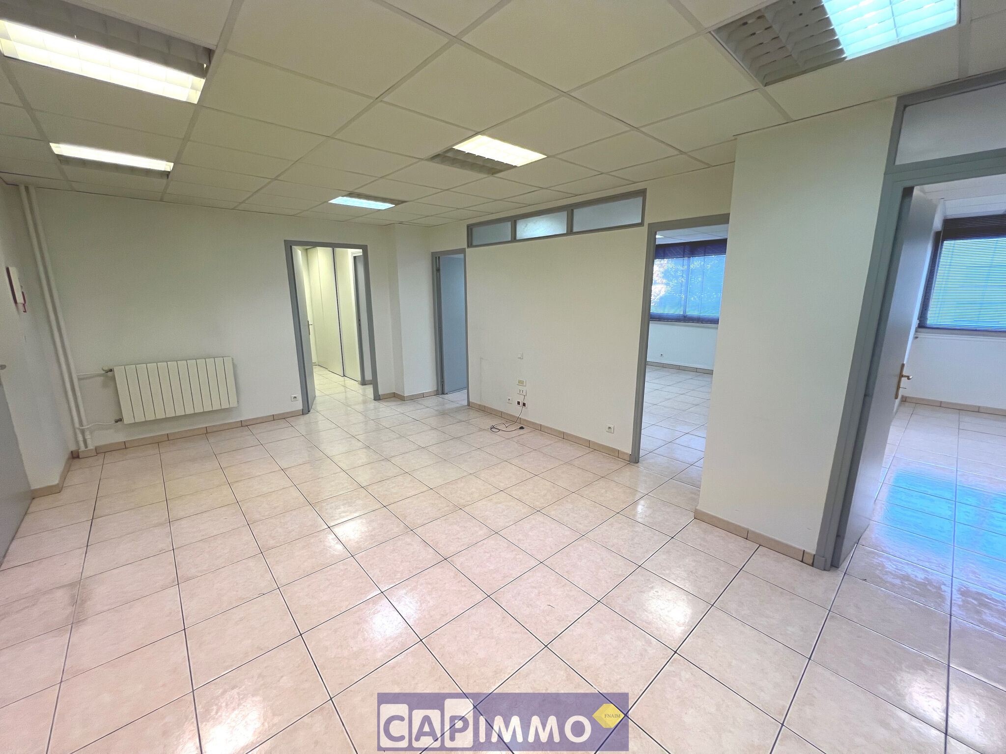 Local commercial 5 pièces  à vendre Toulon 83000