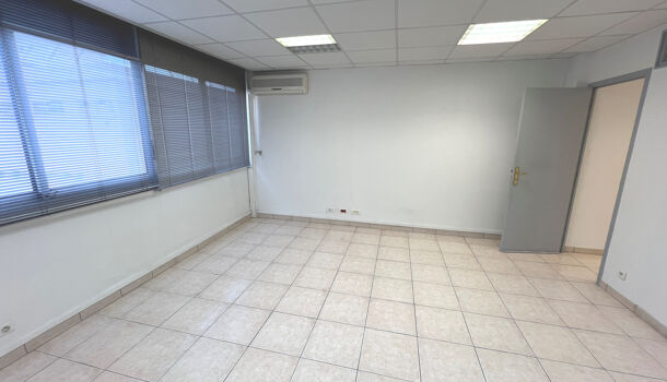 Local commercial 5 pièces  à vendre Toulon 83000
