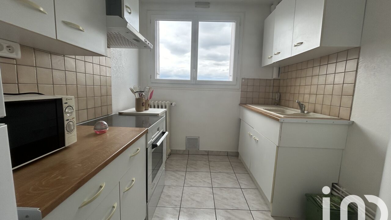 appartement 3 pièces 51 m2 à vendre à Montluçon (03100)