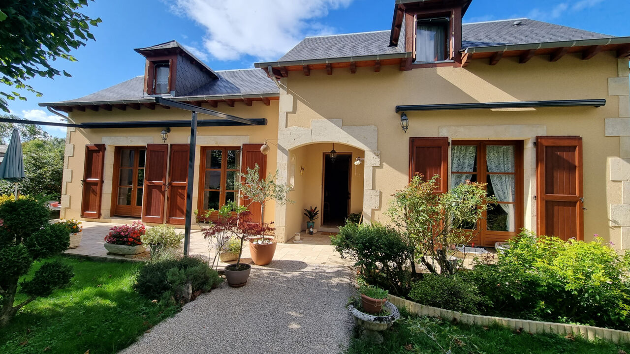 maison 8 pièces 170 m2 à vendre à Saint-Geniez-d'Olt-Et-d'Aubrac (12130)