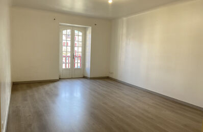 location appartement 550 € CC /mois à proximité de Mendionde (64240)