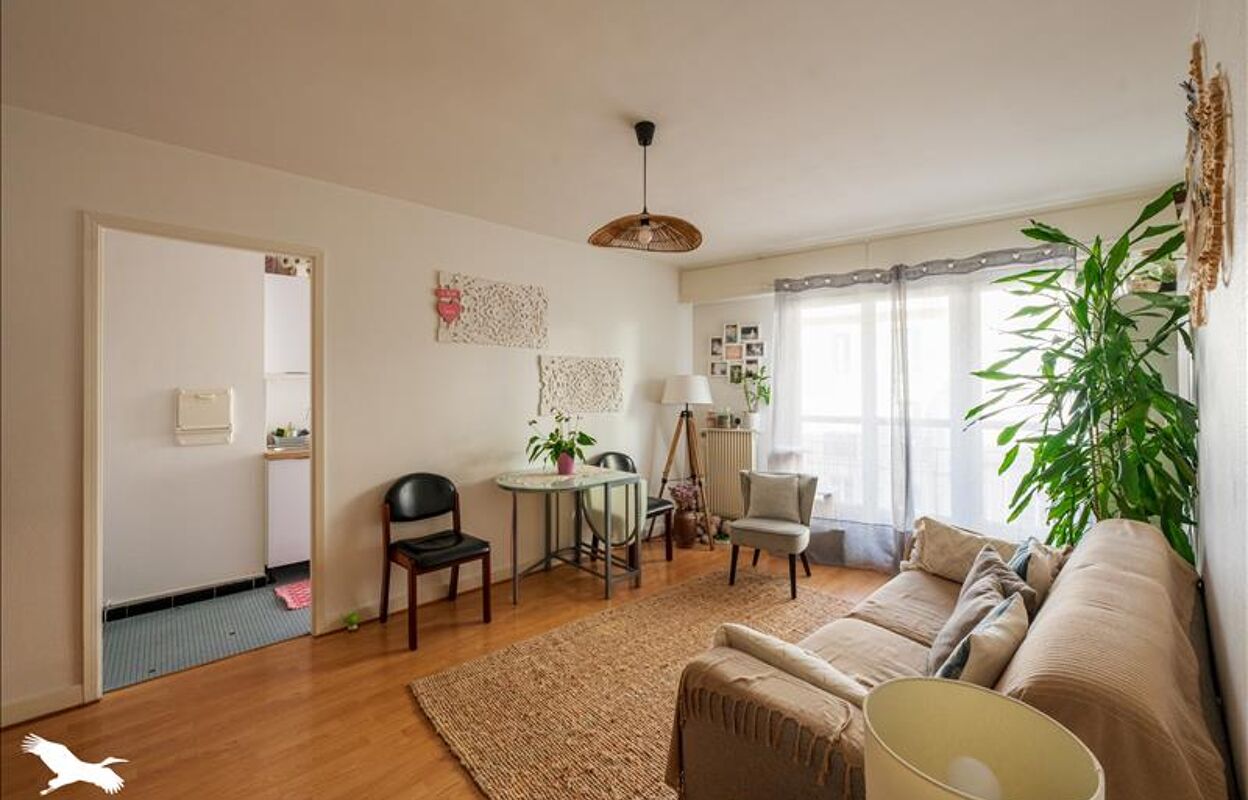 appartement 2 pièces 39 m2 à vendre à Asnières-sur-Seine (92600)