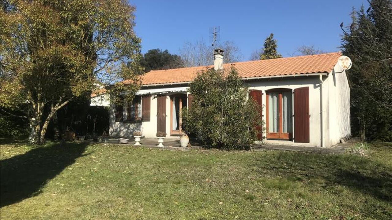 maison 4 pièces 67 m2 à vendre à Barbezieux-Saint-Hilaire (16300)