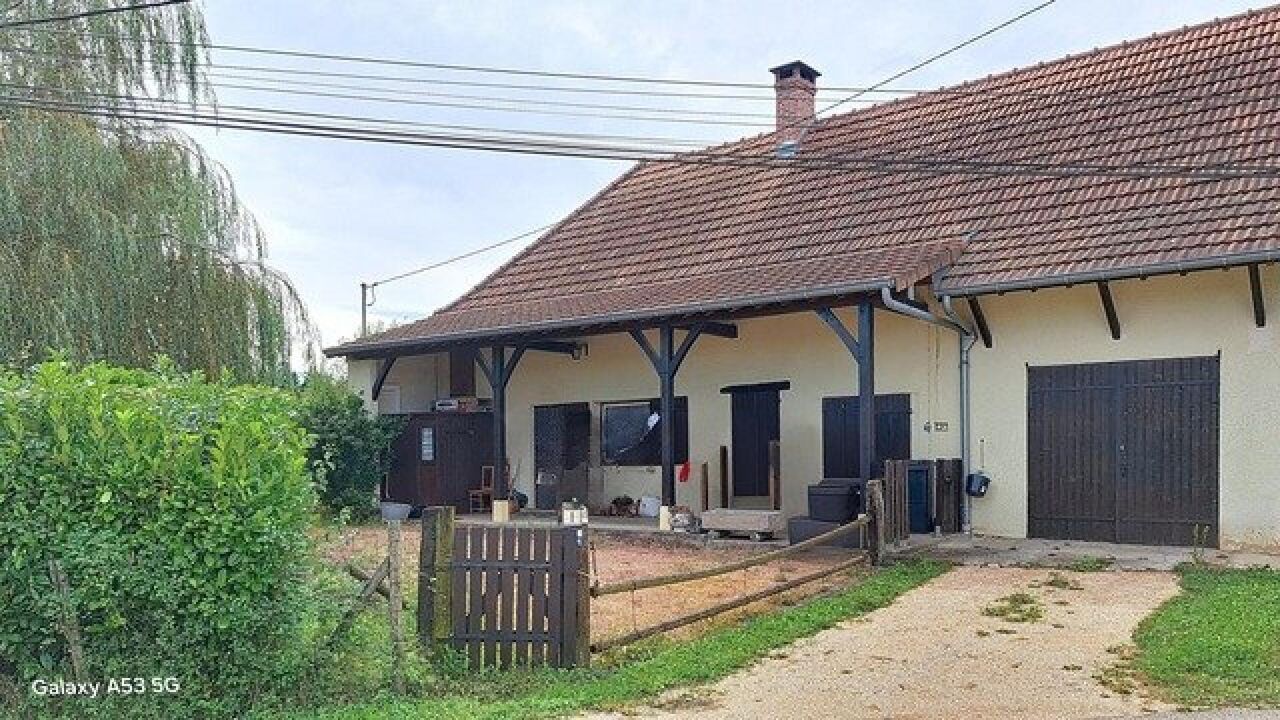 maison 4 pièces 125 m2 à vendre à Savigny-sur-Seille (71440)