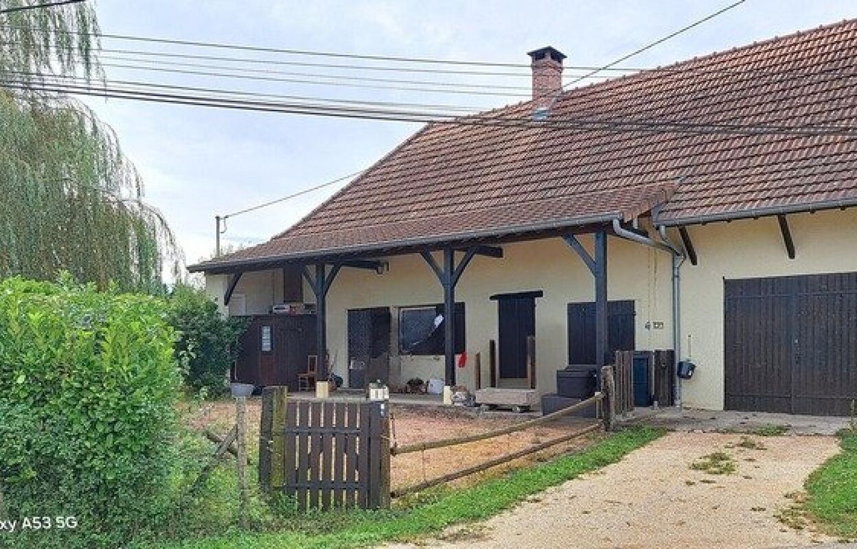 maison 4 pièces 125 m2 à vendre à Savigny-sur-Seille (71440)