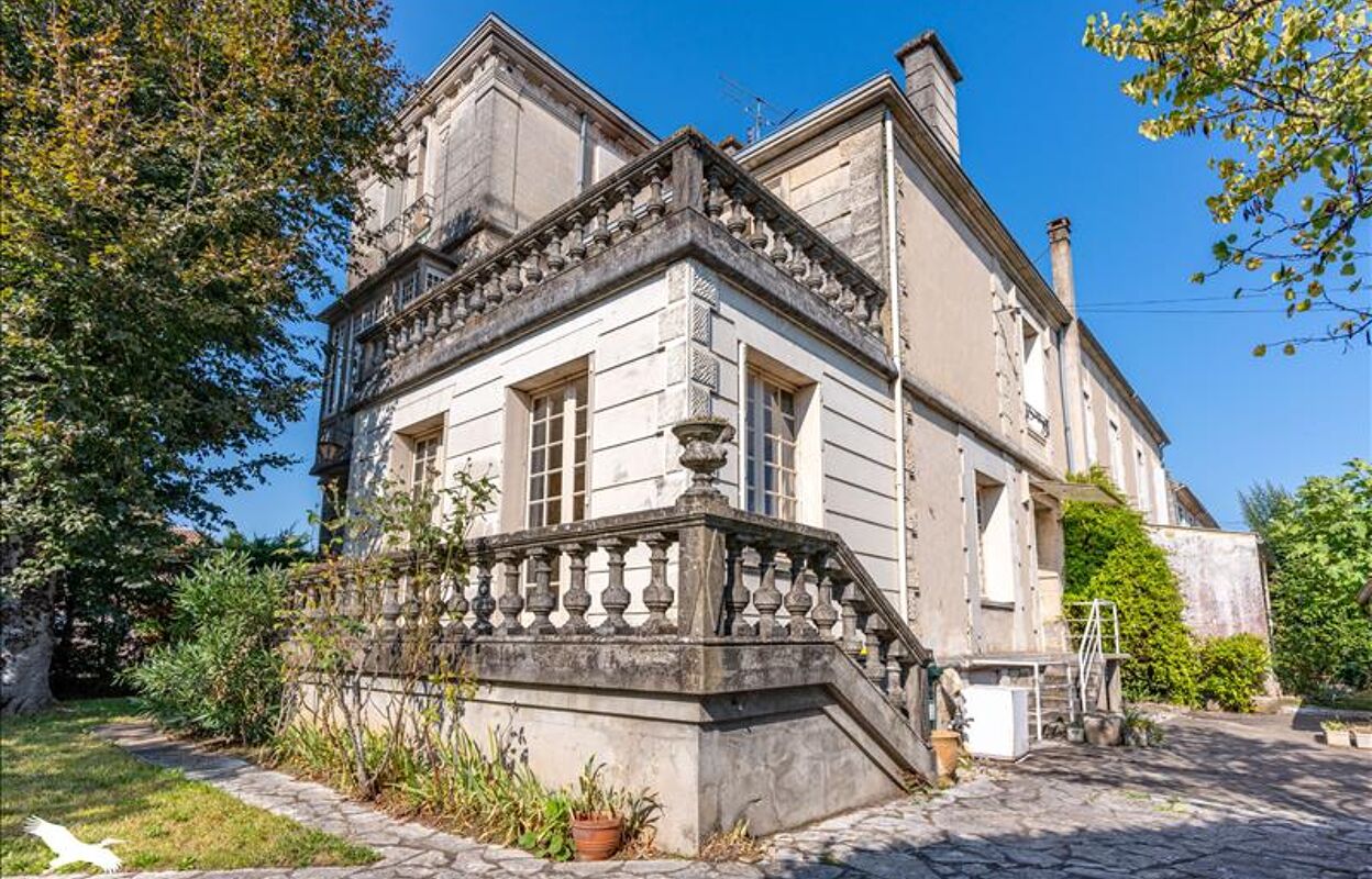 maison 11 pièces 346 m2 à vendre à Sainte-Foy-la-Grande (33220)