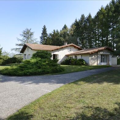 Maison 6 pièces 449400 €