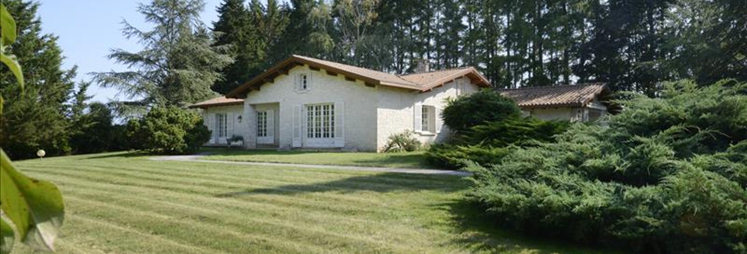 Maison 6 Pièces 261 m² à vendre à Montbron (16220)