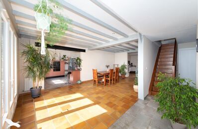 vente maison 347 000 € à proximité de Tizac-de-Lapouyade (33620)