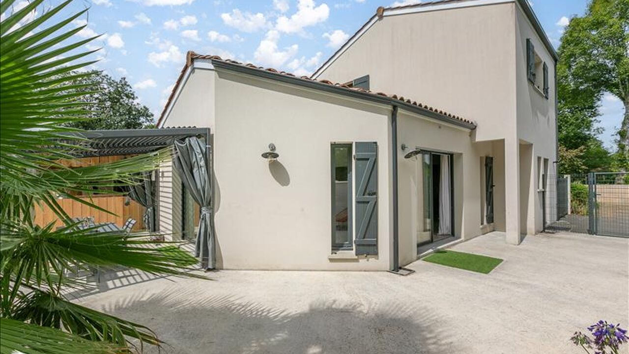 maison 4 pièces 91 m2 à vendre à Saint-Jean-d'Illac (33127)