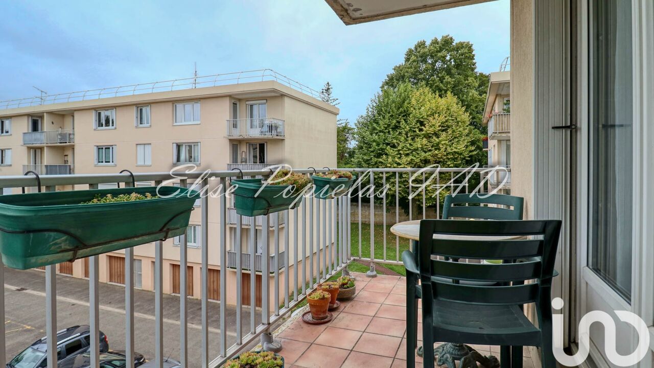 appartement 4 pièces 84 m2 à vendre à Maurecourt (78780)