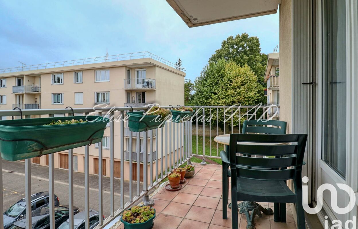 appartement 4 pièces 84 m2 à vendre à Maurecourt (78780)