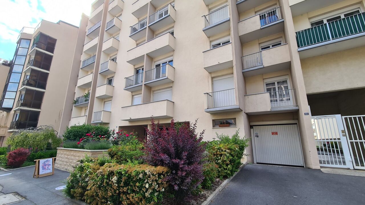 appartement 1 pièces 27 m2 à louer à Reims (51100)