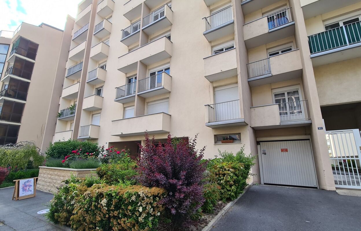 appartement 1 pièces 27 m2 à louer à Reims (51100)