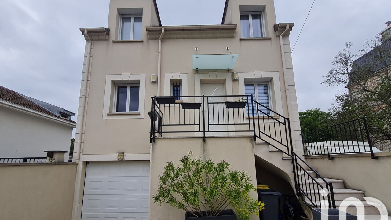 maison 5 pièces 98 m2 à vendre à Villeneuve-le-Roi (94290)