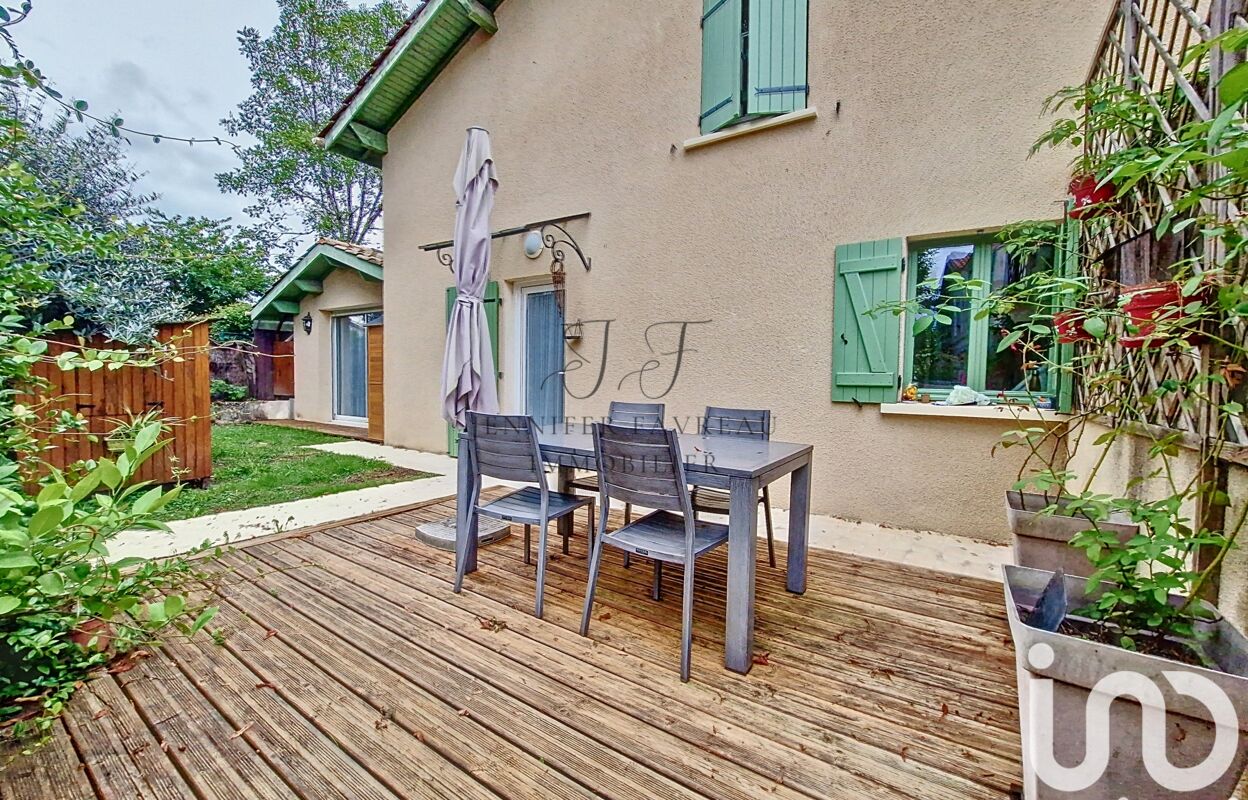 maison 4 pièces 88 m2 à vendre à Tresses (33370)