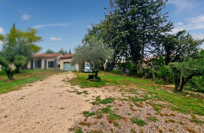 A VENDRE - Terrain de 568 m² sur Arpaillargues — photo 2