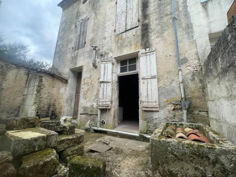 Maison À Vendre — photo 1