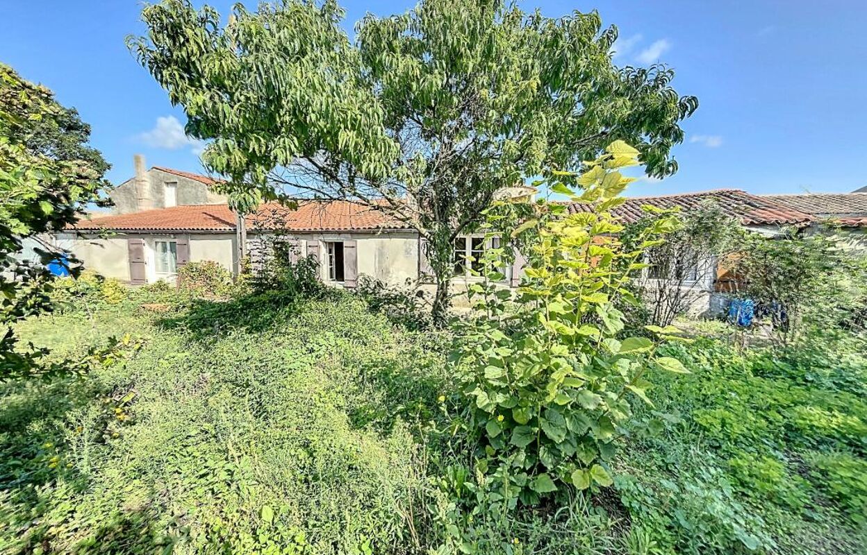 maison 3 pièces 100 m2 à vendre à Croix-Chapeau (17220)