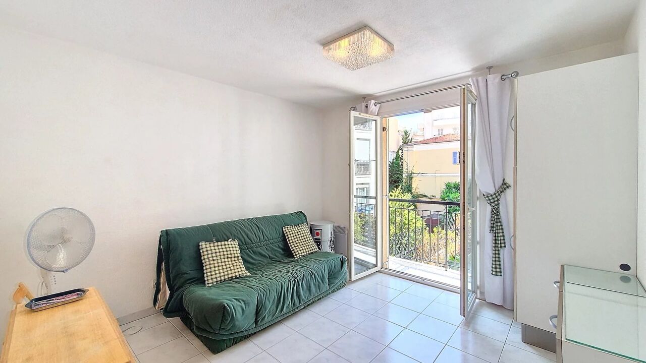 appartement 2 pièces 27 m2 à vendre à Nice (06000)