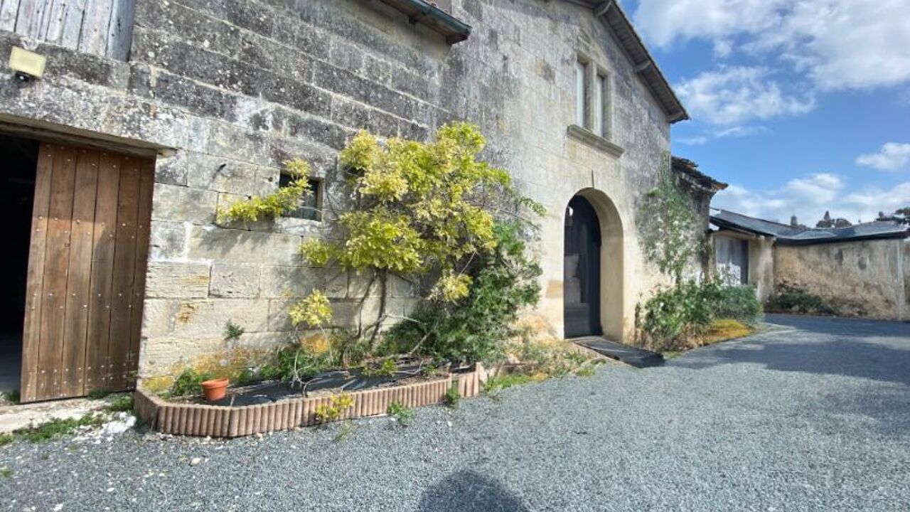 maison 5 pièces 250 m2 à vendre à Saintes (17100)