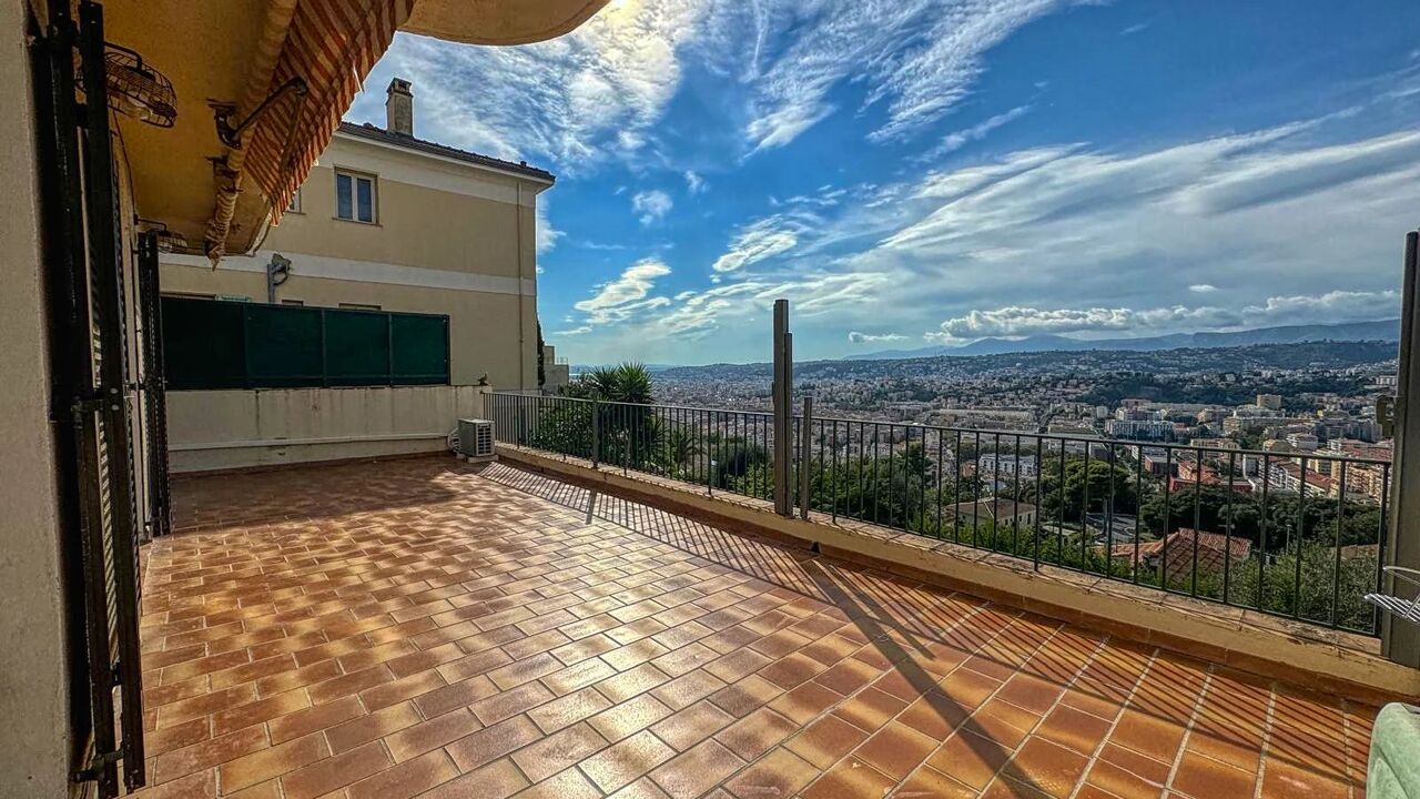 appartement 4 pièces 88 m2 à louer à Nice (06300)