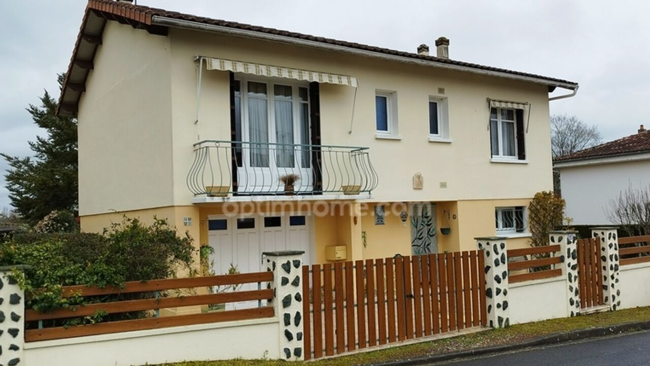 maison 6 pièces 121 m2 à vendre à Magnac-sur-Touvre (16600)