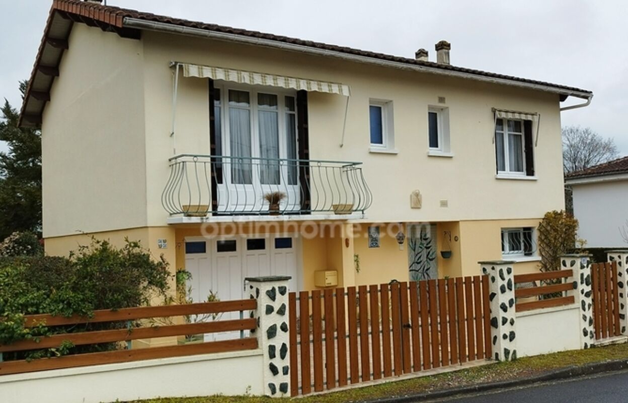 maison 6 pièces 121 m2 à vendre à Magnac-sur-Touvre (16600)