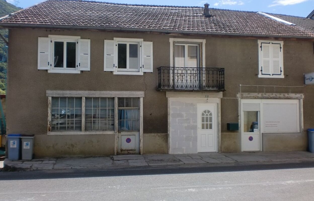 maison 7 pièces 170 m2 à vendre à Thoirette (39240)