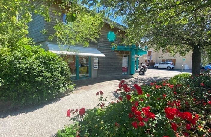 LOCAL COMMERCIAL — photo 3
