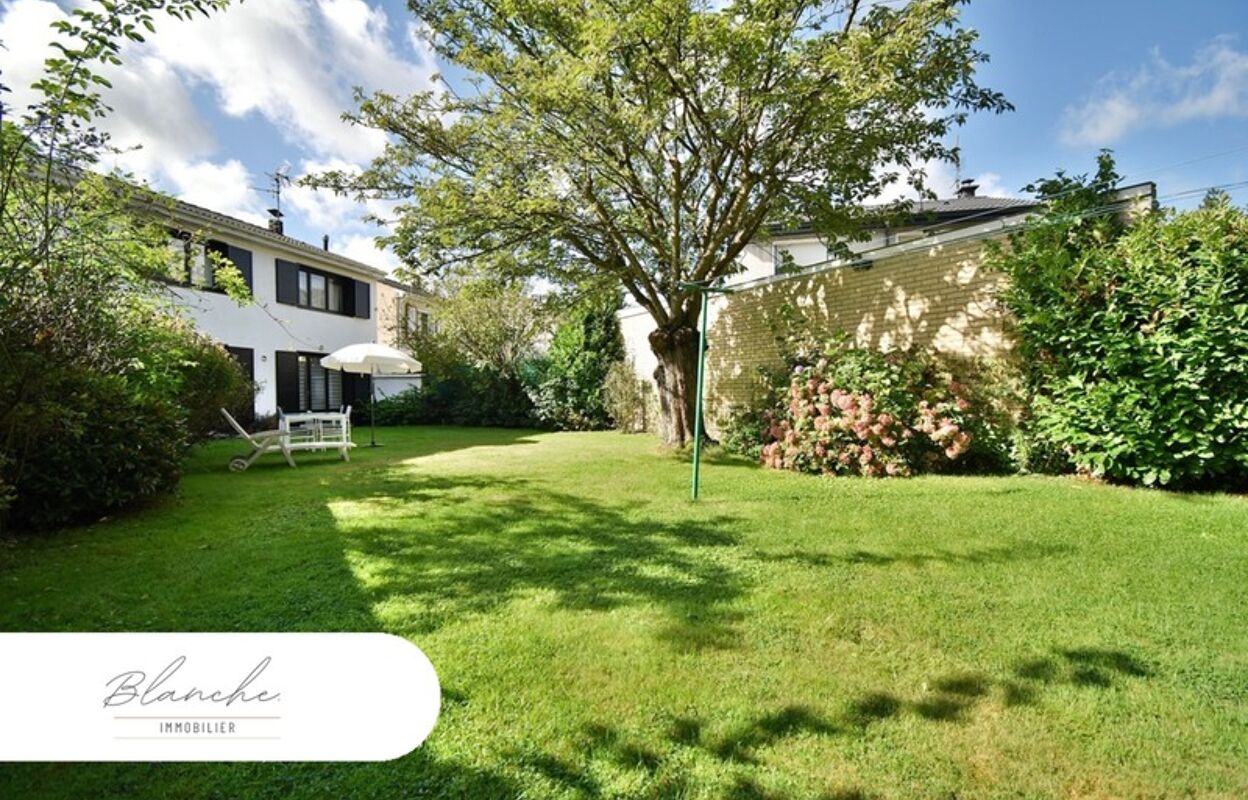 maison 4 pièces 95 m2 à vendre à Lambersart (59130)