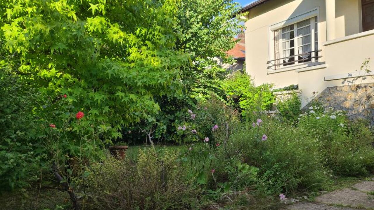 maison 4 pièces 75 m2 à vendre à Rueil-Malmaison (92500)