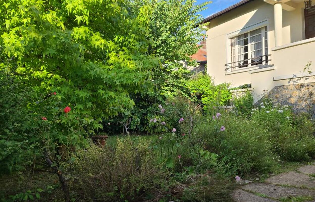 maison 4 pièces 75 m2 à vendre à Rueil-Malmaison (92500)