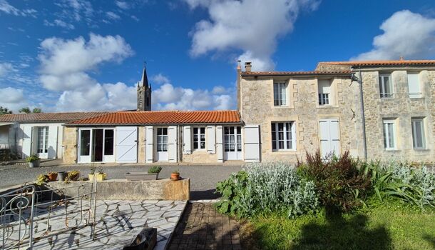 Villa / Maison 10 pièces  à vendre Breuil-Magné 17870