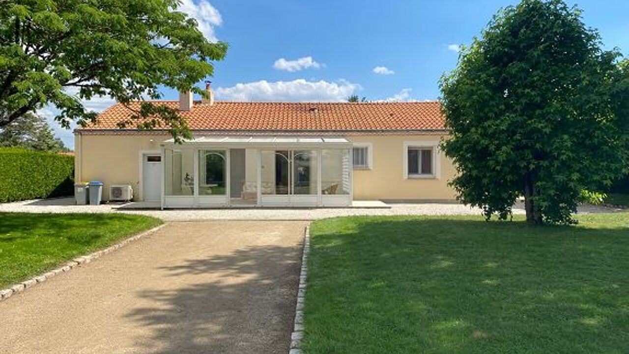 maison 4 pièces 103 m2 à vendre à Saint-Léger-les-Vignes (44710)