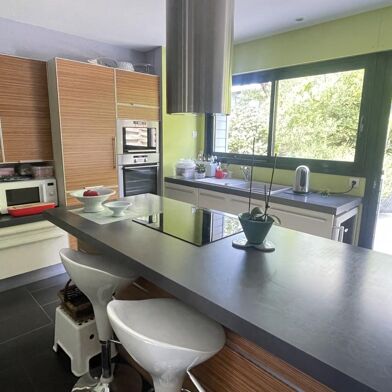 Maison 7 pièces 776250 €