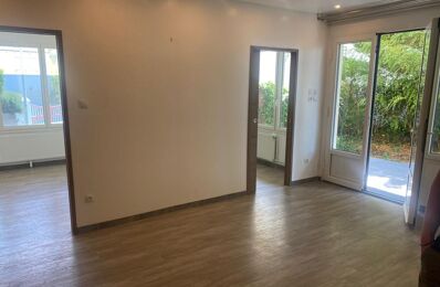 location appartement 950 € CC /mois à proximité de Saint-André-des-Eaux (44117)