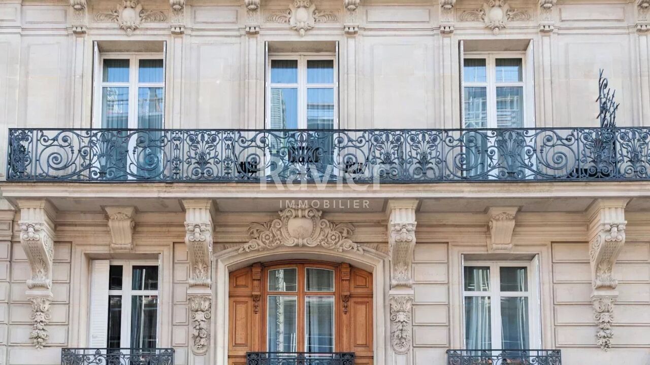 appartement 6 pièces 236 m2 à vendre à Paris 17 (75017)